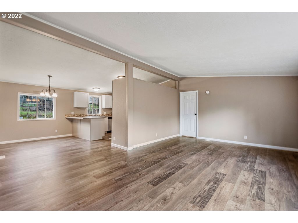 520 Clark Creek Road Longview, WA 98632 - Photo 8 of 32 Gallery Image 8