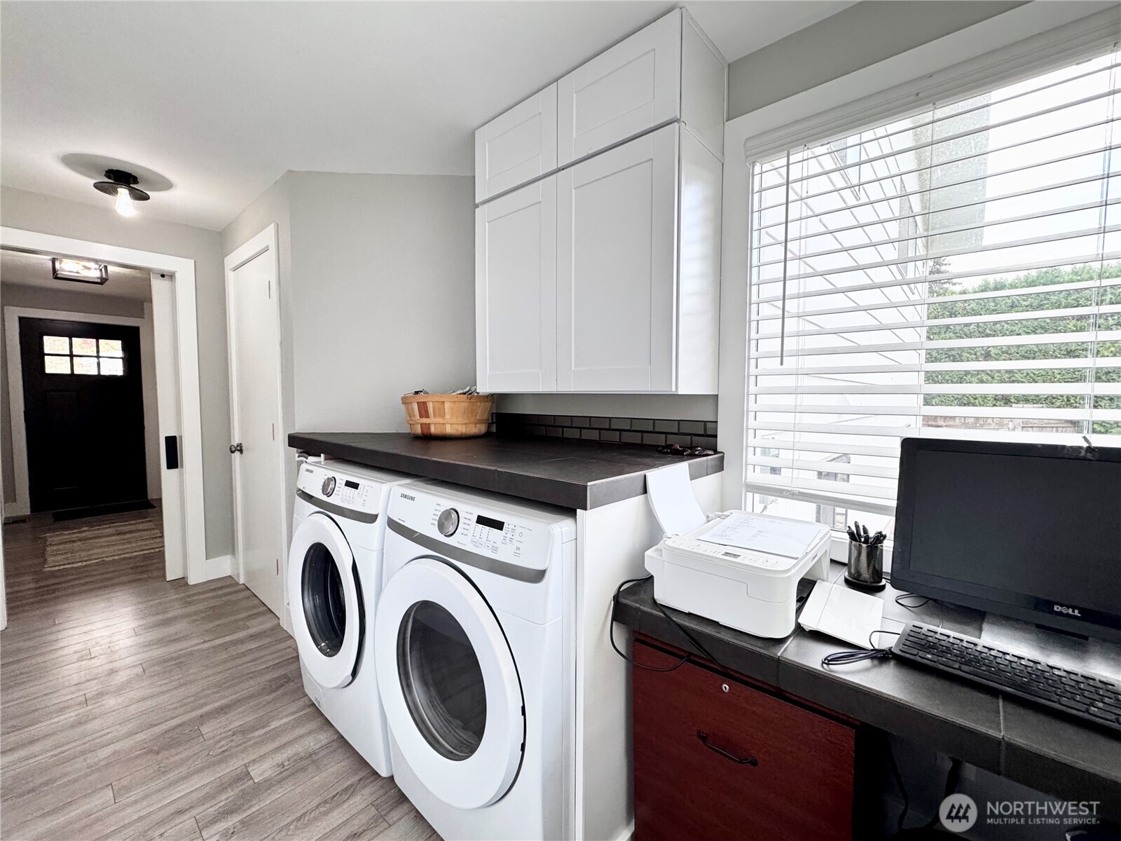 715 Liberty Place Walla Walla, WA 99362 - Photo 18 of 32 a view of workspace with wooden floor washer and dryer