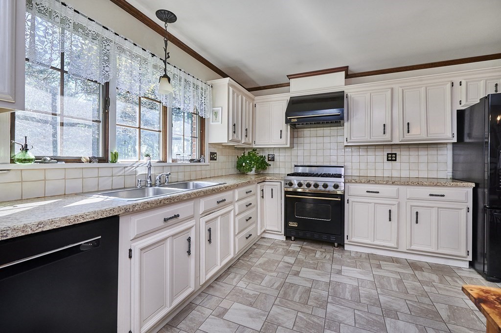 50 Fiskemill Road Shelburne, MA 01370 - Photo 6 of 33