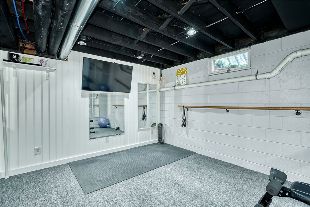 175 Longview Drive Webster, NY 14580 - Photo 34 of 47 Work Out Room/home office flex space!