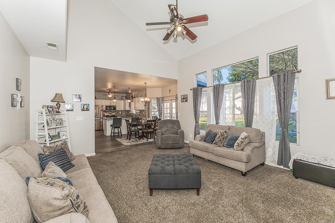 2631 Rall Avenue Clovis, CA 93611 - Photo 15 of 41