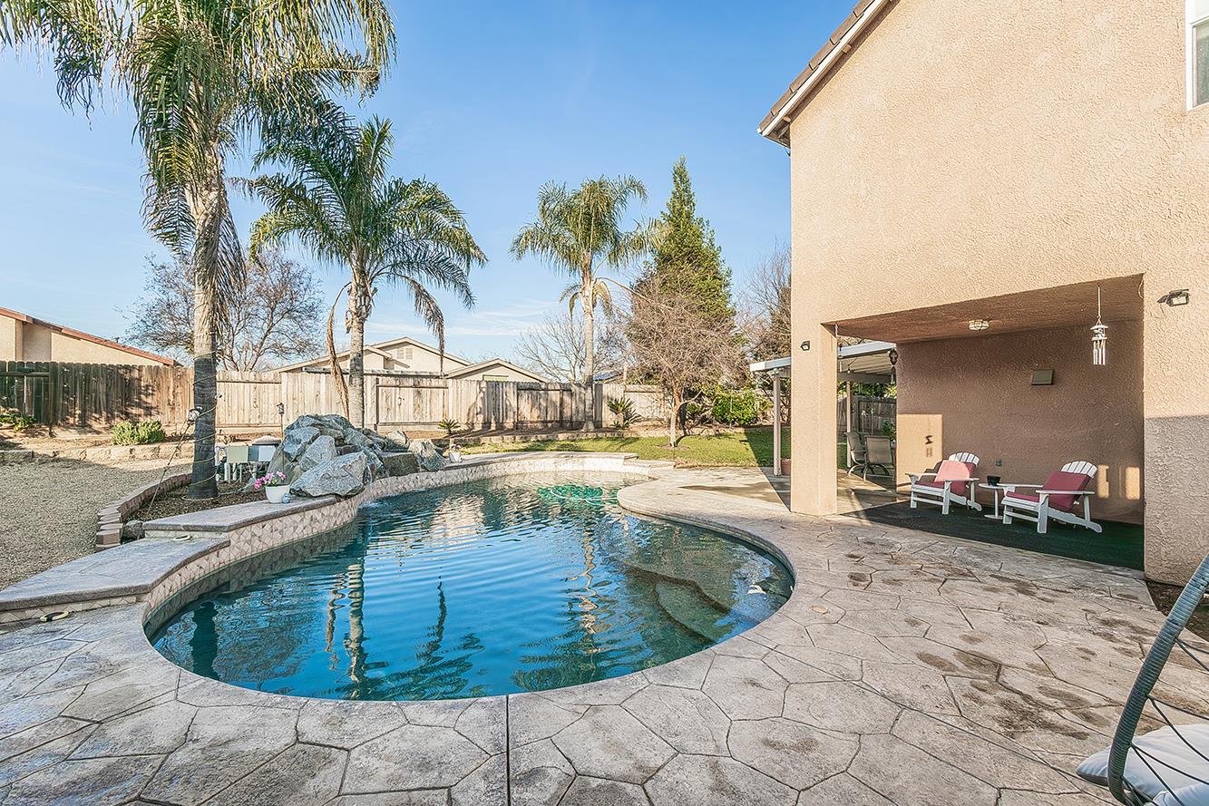 2631 Rall Avenue Clovis, CA 93611 - Photo 4 of 41