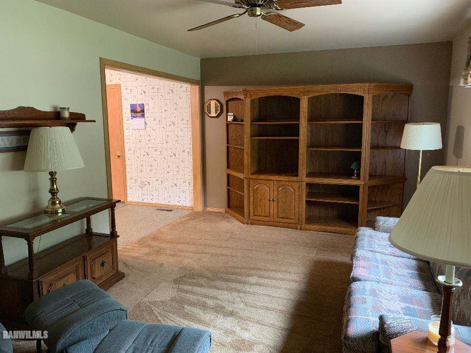 1747 North Ridge Drive Freeport, IL 61032 - Photo 10 of 19 Gallery Image 10