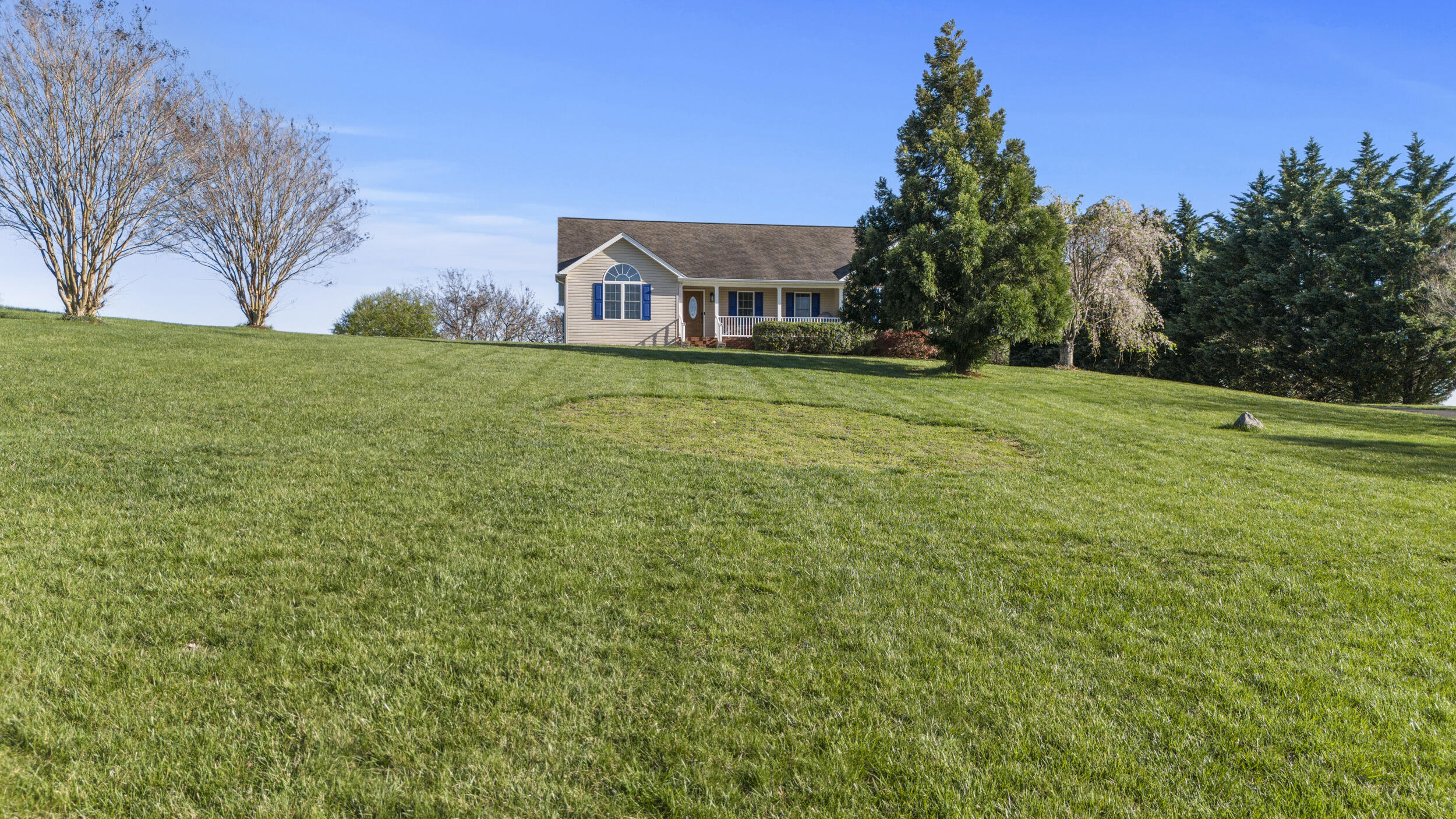 3676 Horseshoe Bend Road Goodview, VA 24095 - Photo 5 of 61 3676 horseshoe bend rd (52)