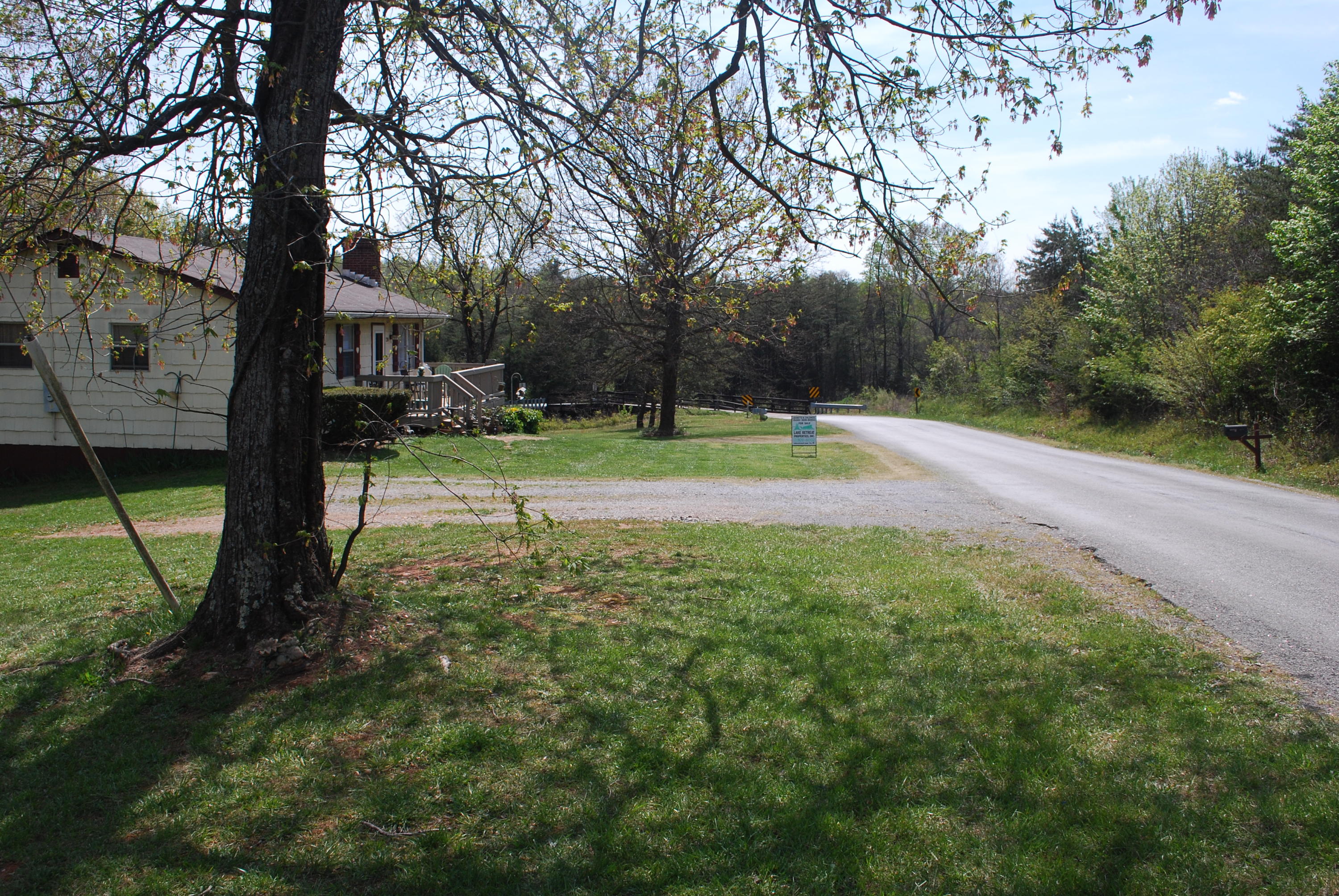 1294 Feldspar Road Bedford, VA 24523 - Photo 11 of 12 DSC_0099