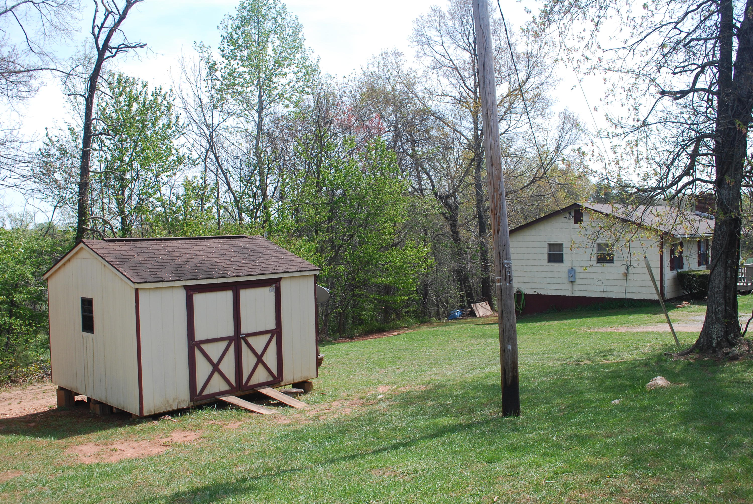 1294 Feldspar Road Bedford, VA 24523 - Photo 12 of 12 DSC_0087