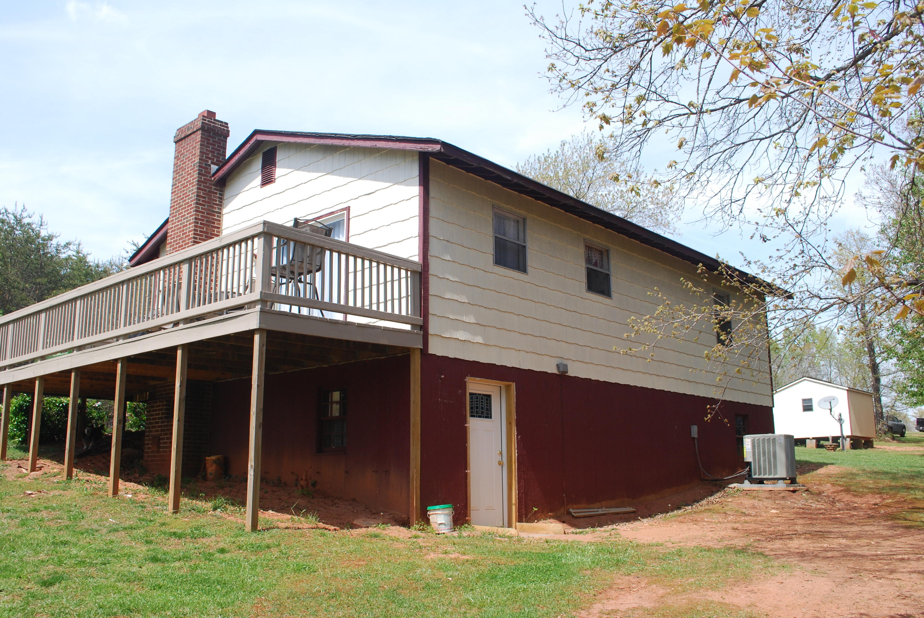 1294 Feldspar Road Bedford, VA 24523 - Photo 6 of 12 DSC_0090