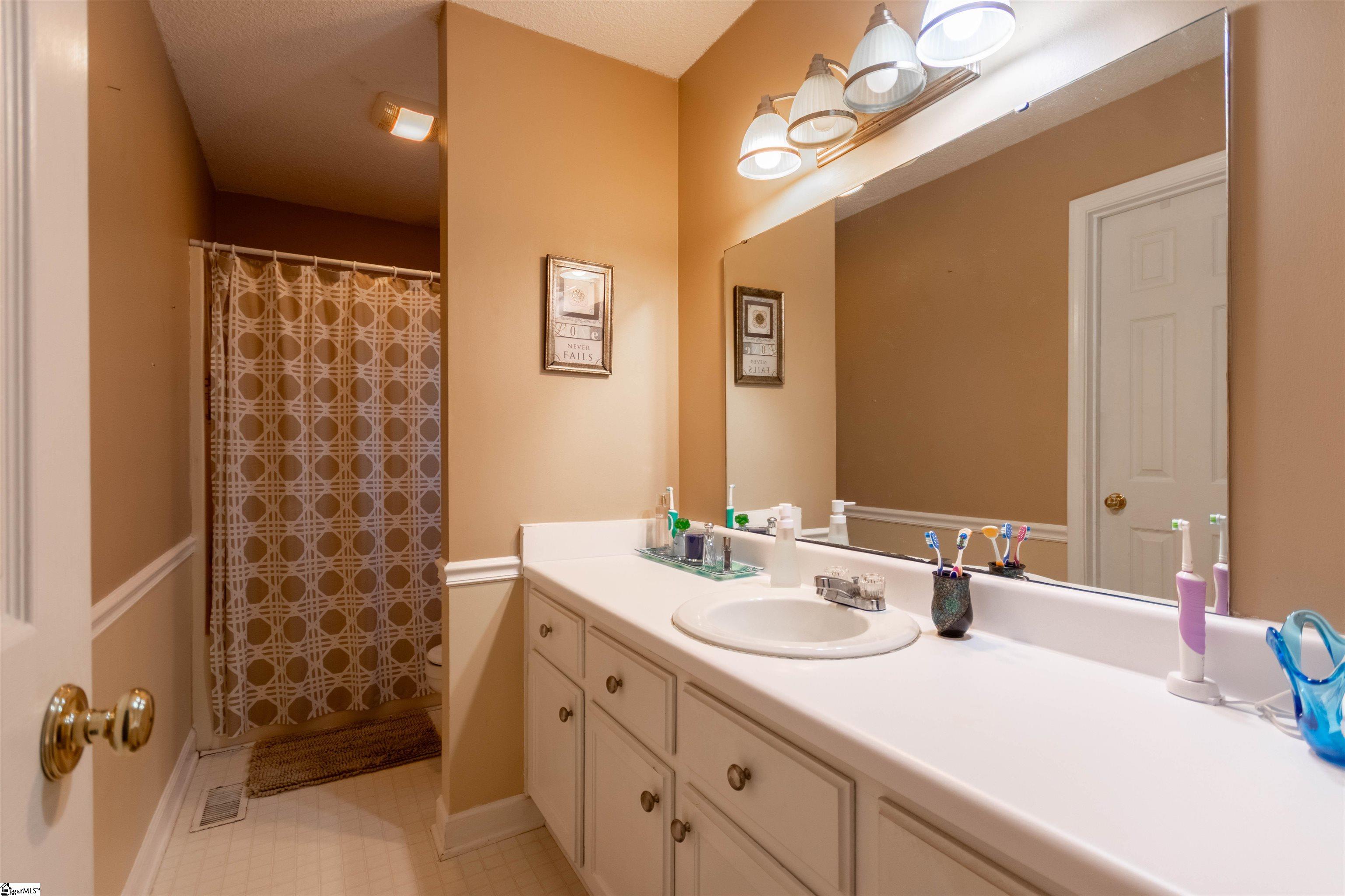 107 Boulder Creek Way Greer, SC 29651 - Photo 16 of 22