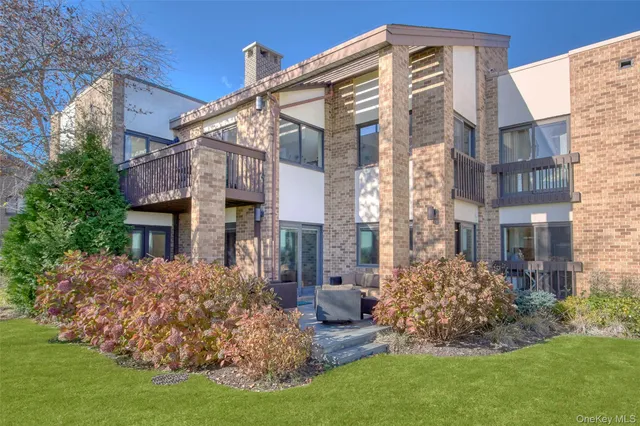 a view of an outdoor space and a yard