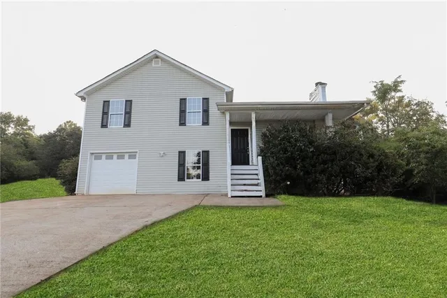 $1,800 | 4685 Turning Leaf Drive, Gillsville, GA 30543