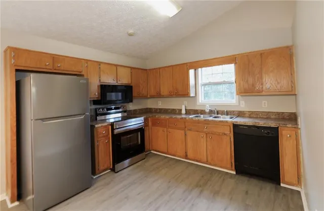 $1,800 | 4685 Turning Leaf Drive, Gillsville, GA 30543