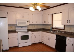 268 Old Watauga Road Elizabethton, TN 37643 - Photo 3 of 14 Photo 3