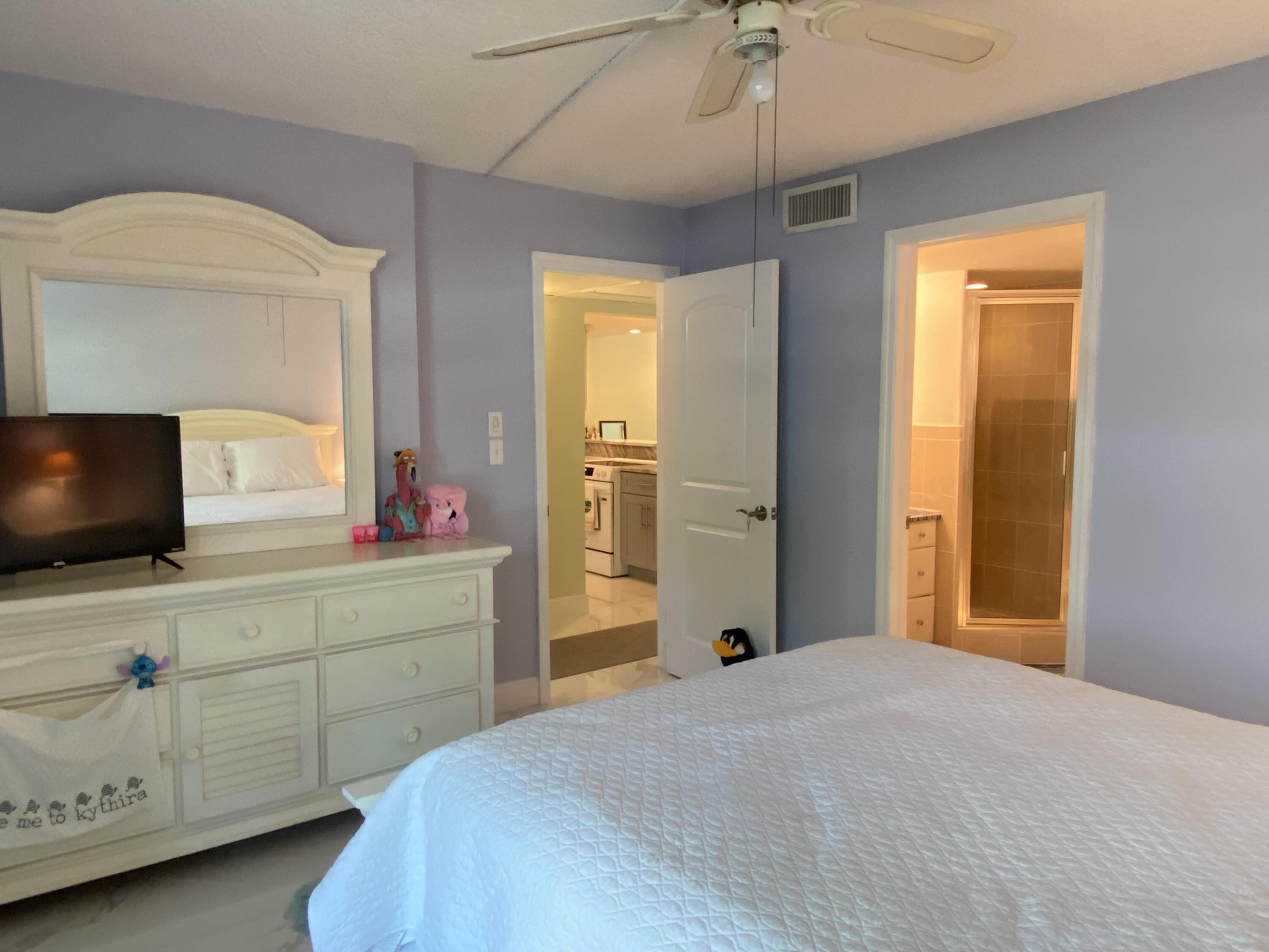2 Royal Palm Way, Unit 101 Boca Raton, FL 33432 - Photo 22 of 24 2nd Bedroom