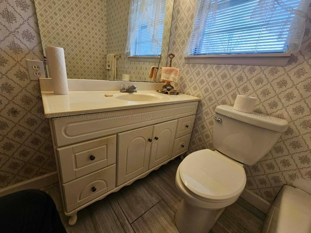 1489 Sunrise Road Jasper, AL 35504 - Photo 23 of 25 2nd bath