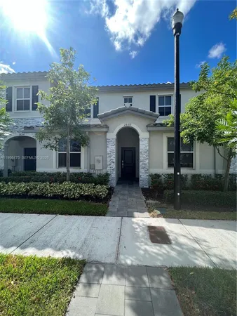 $2,500 | 2672 Southeast 19th Street, Homestead, FL 33035
