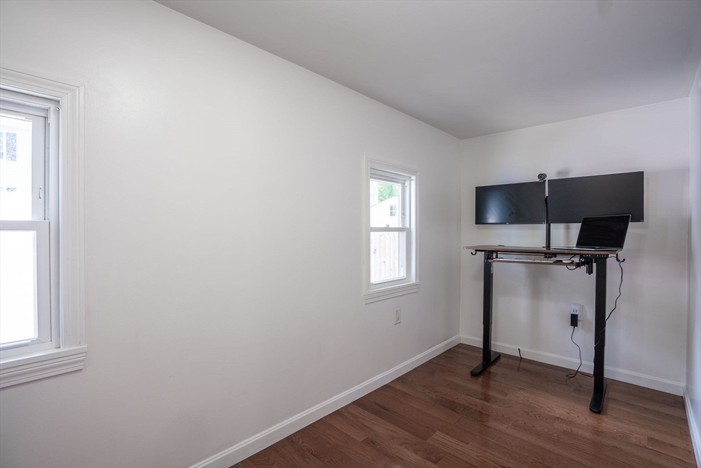 6 Knoll Road Hopkinton, MA 01748 - Photo 17 of 34 Gallery Image 17