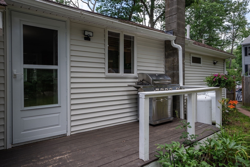 6 Knoll Road Hopkinton, MA 01748 - Photo 19 of 34 Gallery Image 19