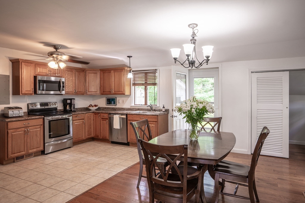 6 Knoll Road Hopkinton, MA 01748 - Photo 8 of 34 Gallery Image 8