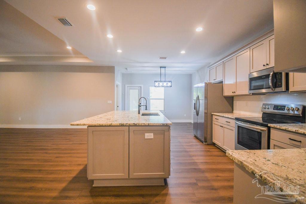5356 Barbarosa Road Gulf Breeze, FL 32563 - Photo 5 of 43 Gallery Image 5