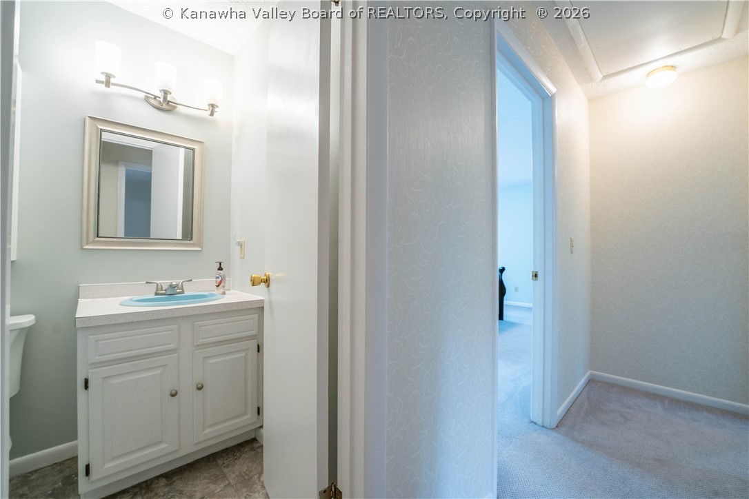 1377 Nottingham Road Charleston, WV 25314 - Photo 21 of 50 Gallery Image 21