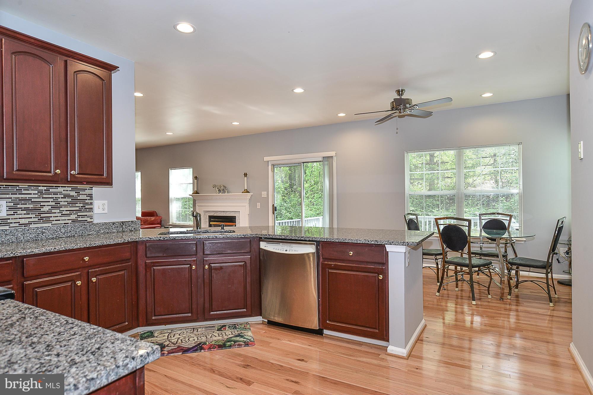 19213 Mateny Hill Road Germantown, MD 20874 - Photo 8 of 28 Kitchen