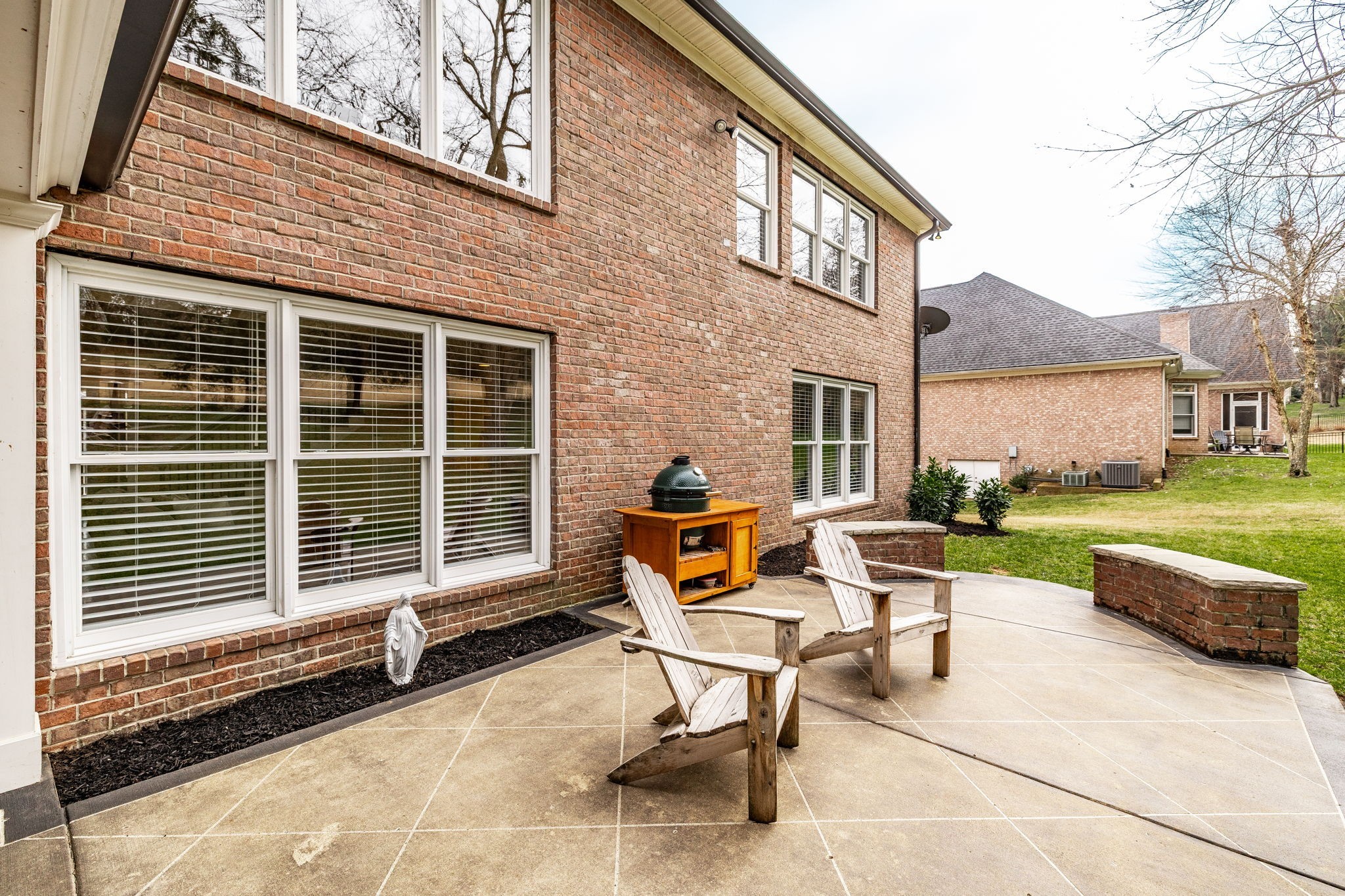 124 Joshuas Run Goodlettsville, TN 37072 - Photo 45 of 60 a backyard of a house with outdoor seating