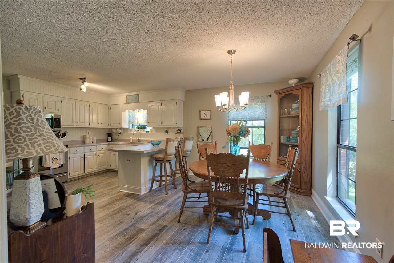 22201 Price Grubbs Road Robertsdale, AL 36567 - Photo 13 of 43 Breakfast Area
