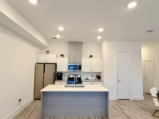 $2,350 | 9609 Habitat Street, Houston, TX 77075