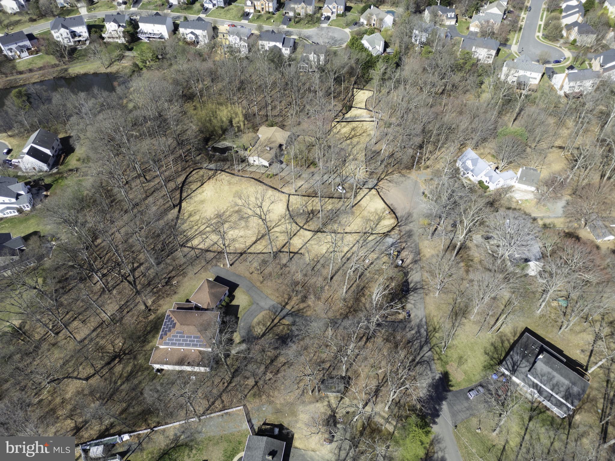 25 Jefferson Drive Sterling, VA 20165 - Photo 14 of 32 an aerial view of a house with a yard