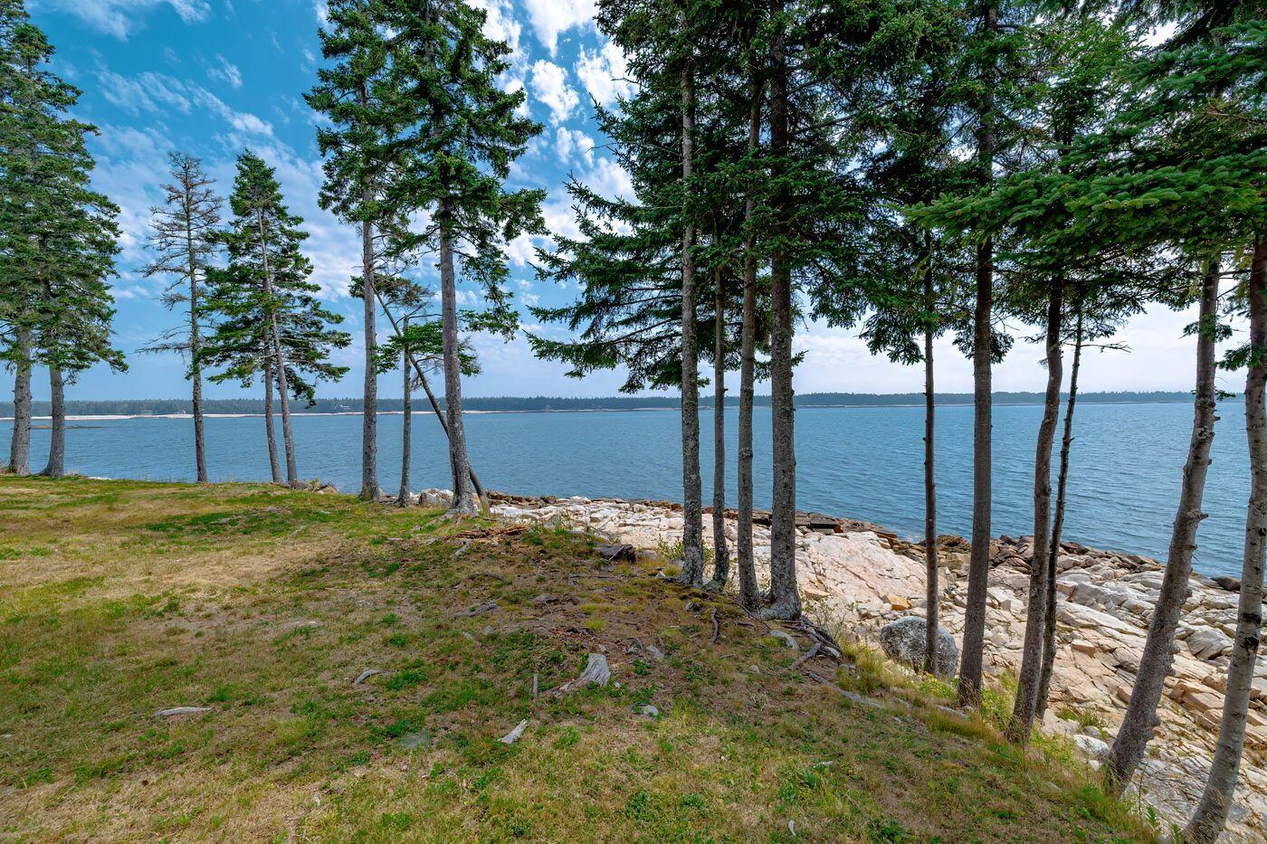 131 Lighthouse Point Road Gouldsboro, ME 04669 - Photo 32 of 38 W33-ME2897_34