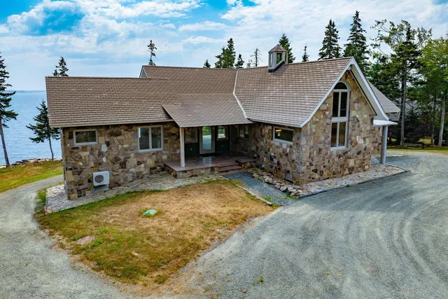 $2,200,000 | 131 Lighthouse Point Road, Gouldsboro, ME 04669