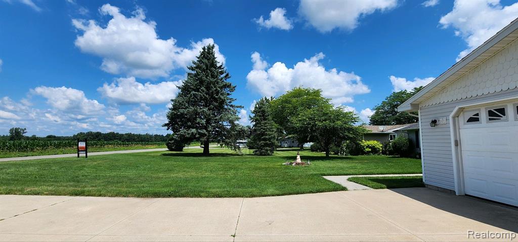 2271 Gady Road Adrian, MI 49221 - Photo 10 of 36