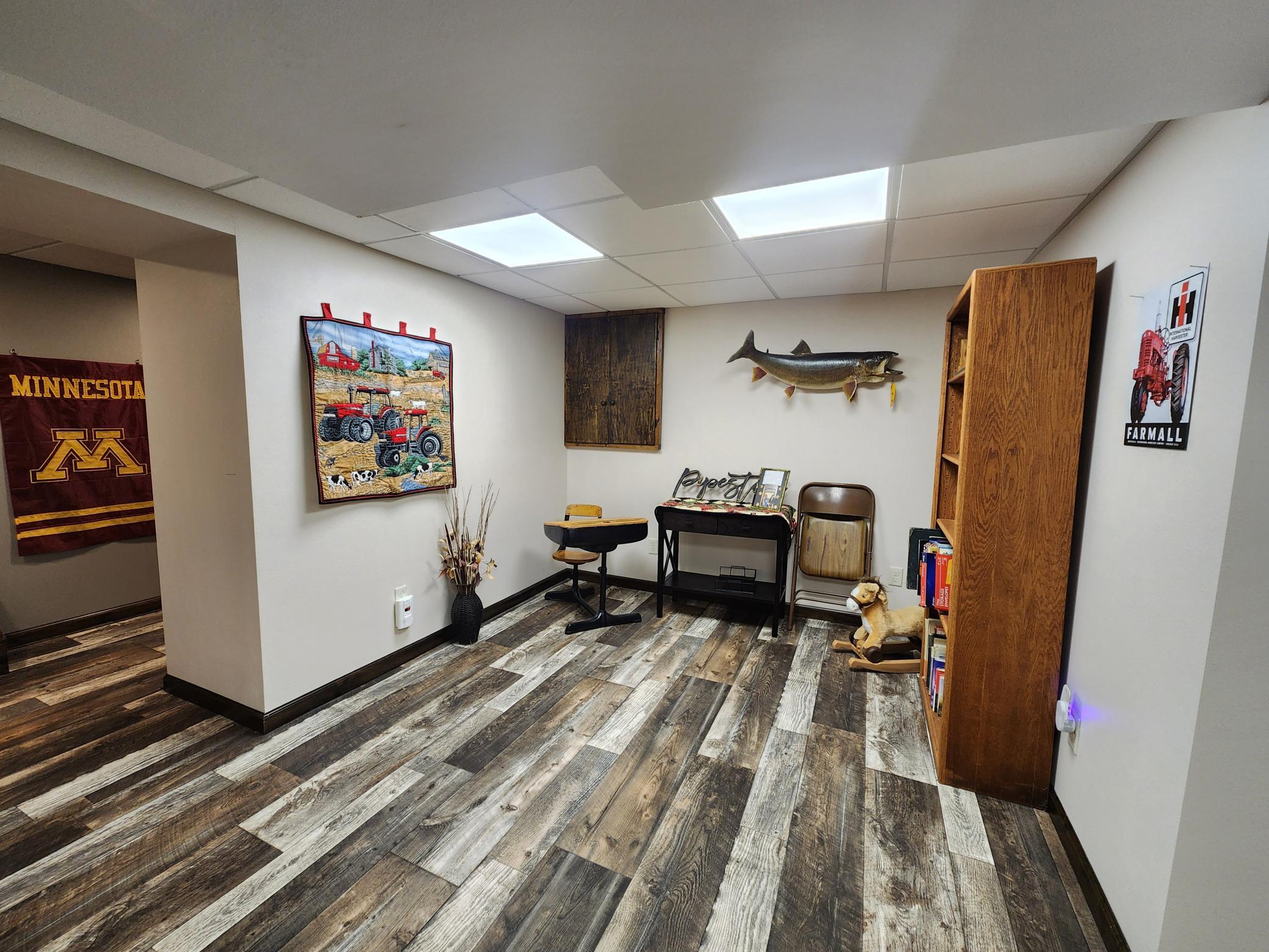 505 9th Street Southwest Pipestone, MN 56164 - Photo 37 of 44 Gallery Image 37