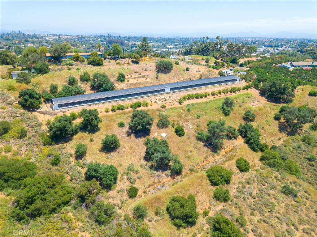803 Quail Hill Road Fallbrook, CA 92028 - Photo 14 of 16