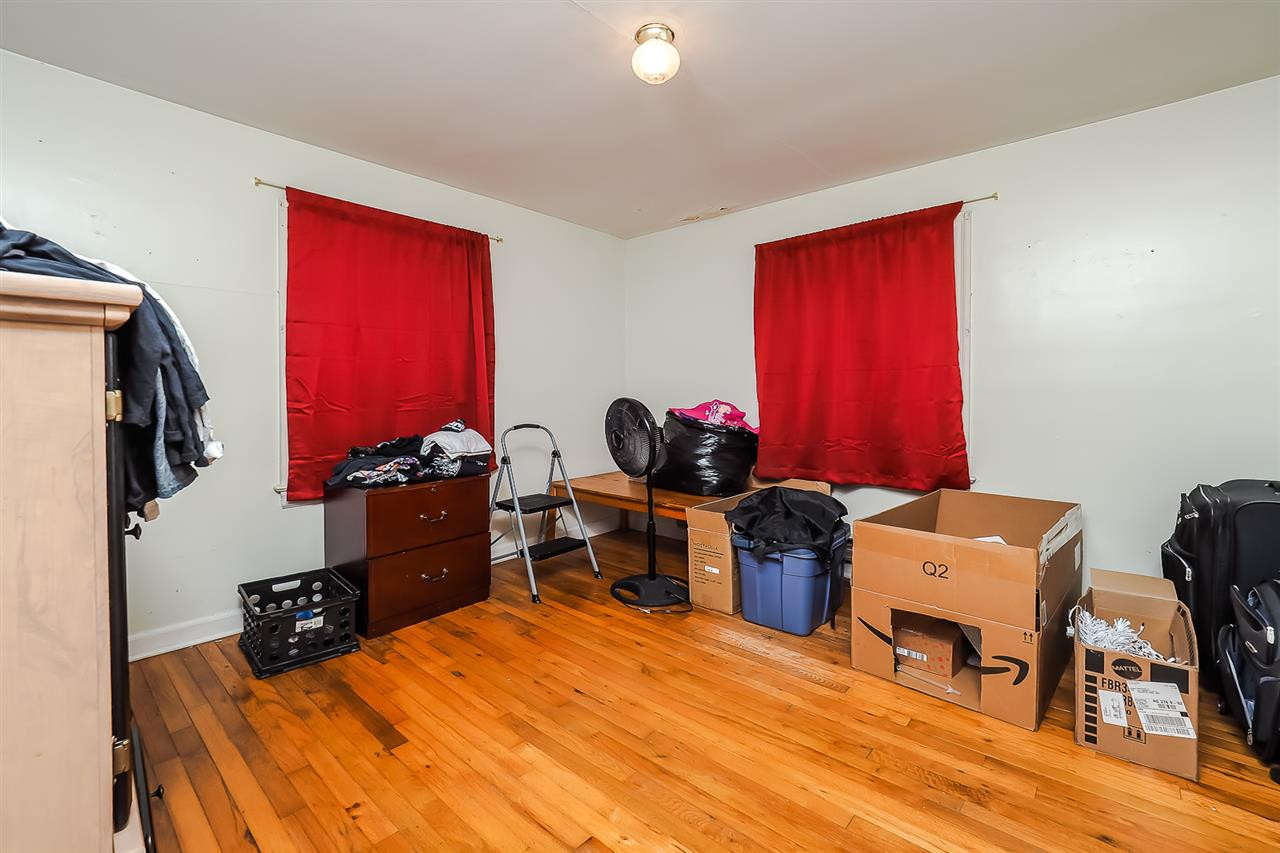 1815 Midwood Drive Raleigh, NC 27604 - Photo 17 of 24 Photo 18