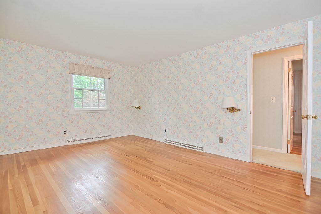 16 Keith Road Wayland, MA 01778 - Photo 13 of 34 Gallery Image 13