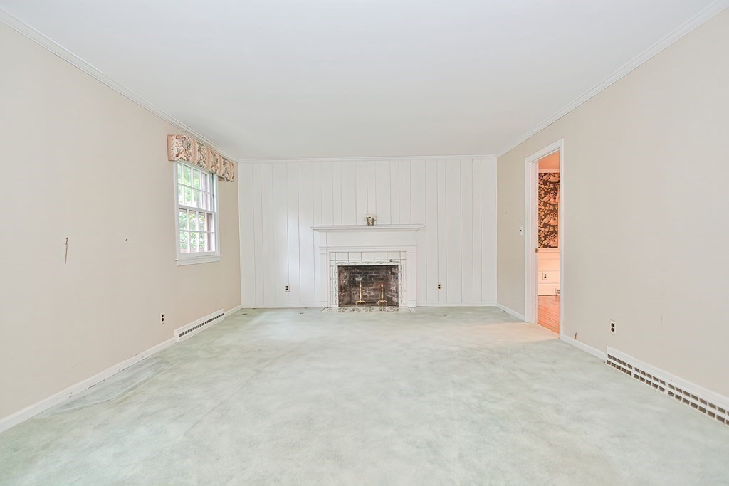 16 Keith Road Wayland, MA 01778 - Photo 8 of 34 Gallery Image 8