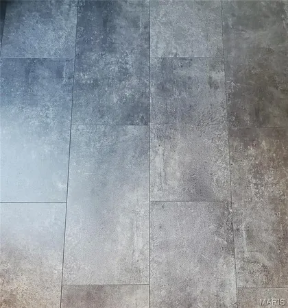 $285,000 | 9383 Audrain Road 625, Laddonia, MO 63352