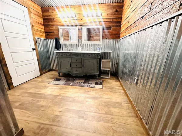 $285,000 | 9383 Audrain Road 625, Laddonia, MO 63352