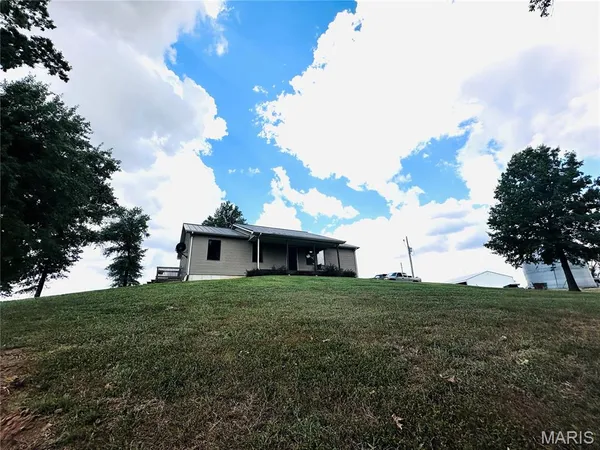 $285,000 | 9383 Audrain Road 625, Laddonia, MO 63352