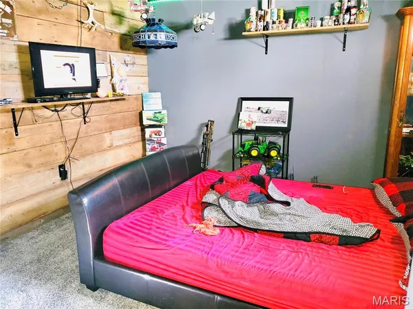 $285,000 | 9383 Audrain Road 625, Laddonia, MO 63352