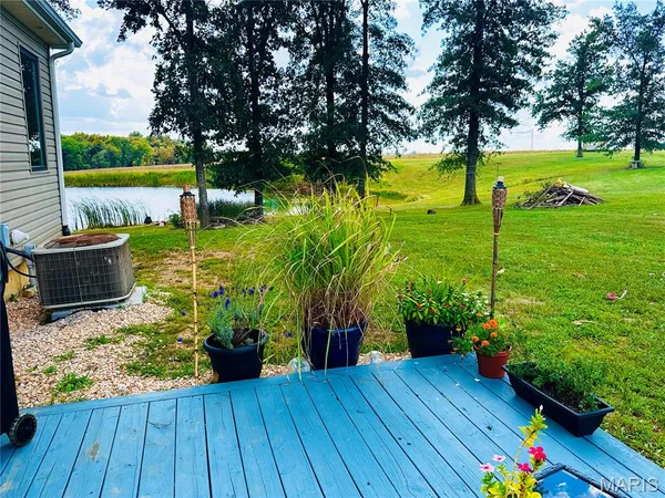 $285,000 | 9383 Audrain Road 625, Laddonia, MO 63352