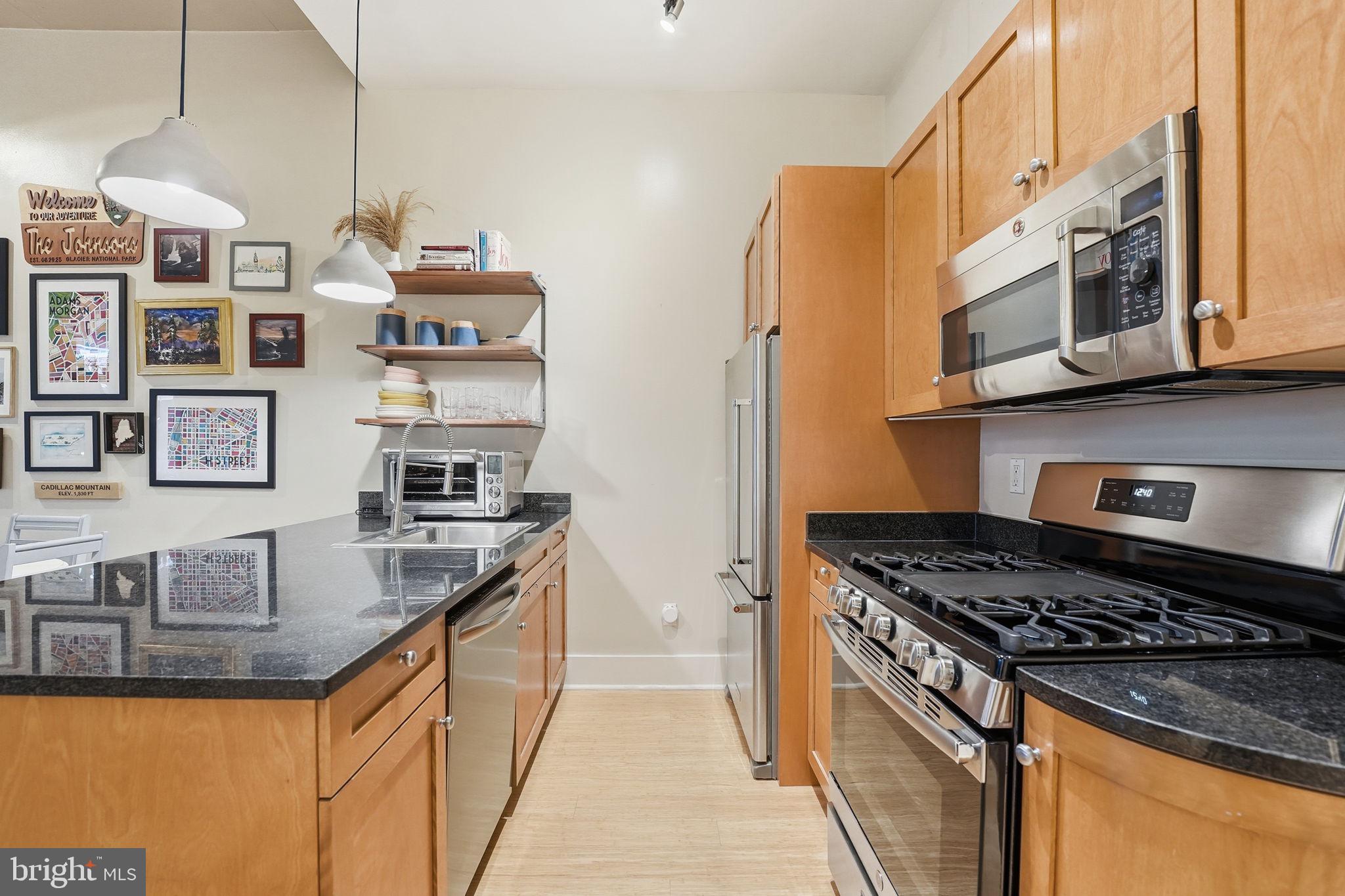 2328 Champlain Street Northwest, Unit 302 Washington, DC 20009 - Photo 12 of 36