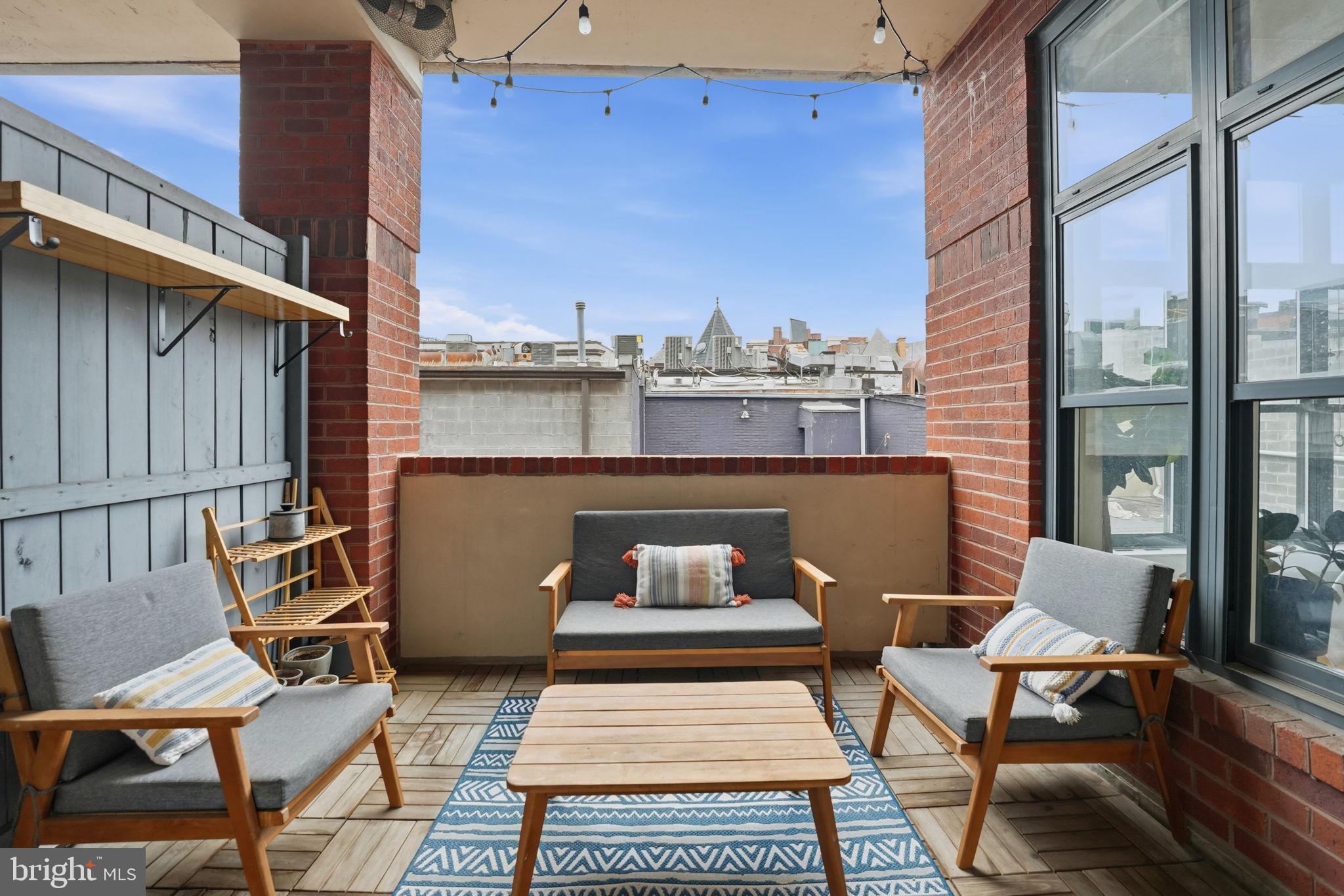 2328 Champlain Street Northwest, Unit 302 Washington, DC 20009 - Photo 23 of 36