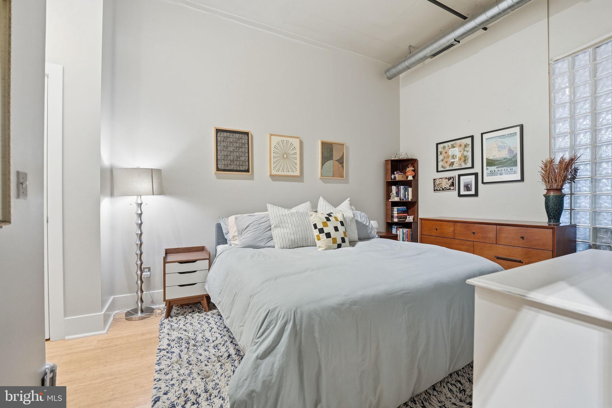 2328 Champlain Street Northwest, Unit 302 Washington, DC 20009 - Photo 25 of 36