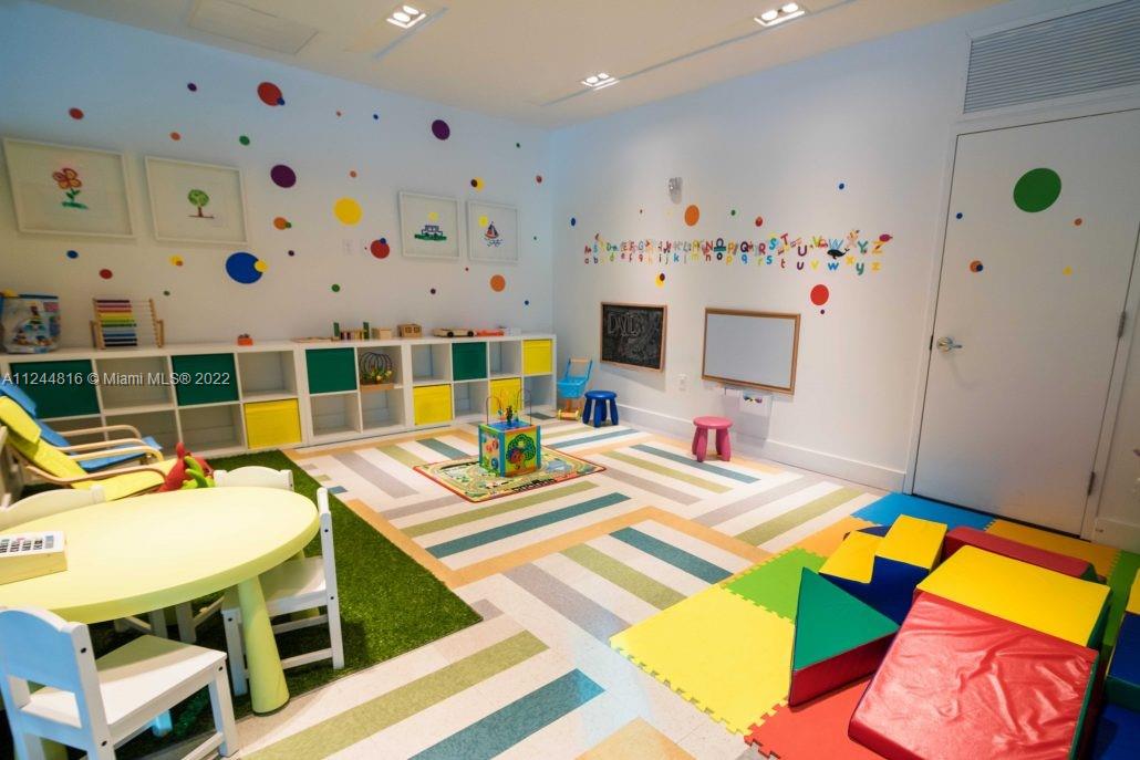 1600 Southwest 1st Avenue, Unit 302 Miami, FL 33129 - Photo 20 of 23