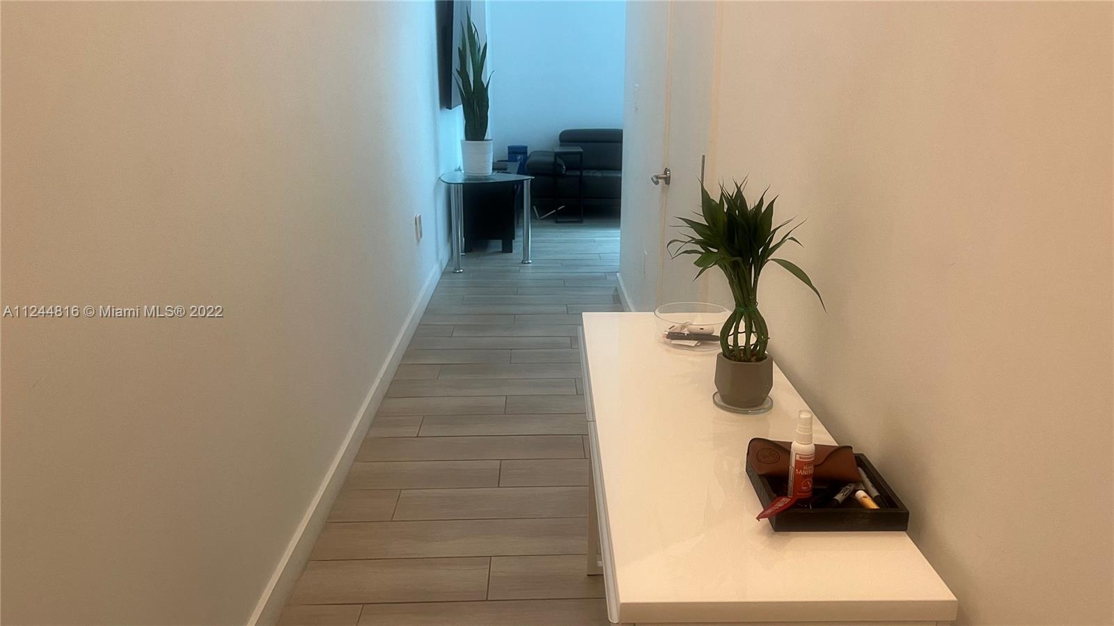 1600 Southwest 1st Avenue, Unit 302 Miami, FL 33129 - Photo 5 of 23