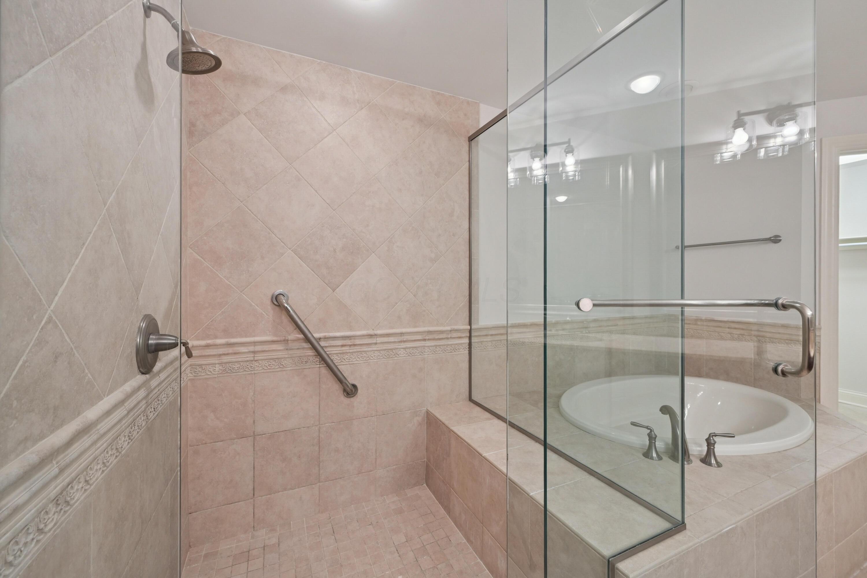 3175 Tremont Road, Unit 215 Columbus, OH 43221 - Photo 40 of 66 38-print-Tremont Rd-S2207-038