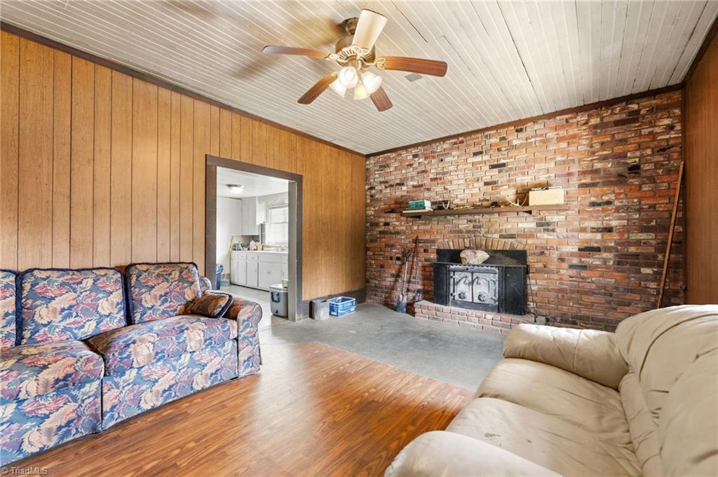 1327 Spainhour Mill Road Pinnacle, NC 27043 - Photo 5 of 26