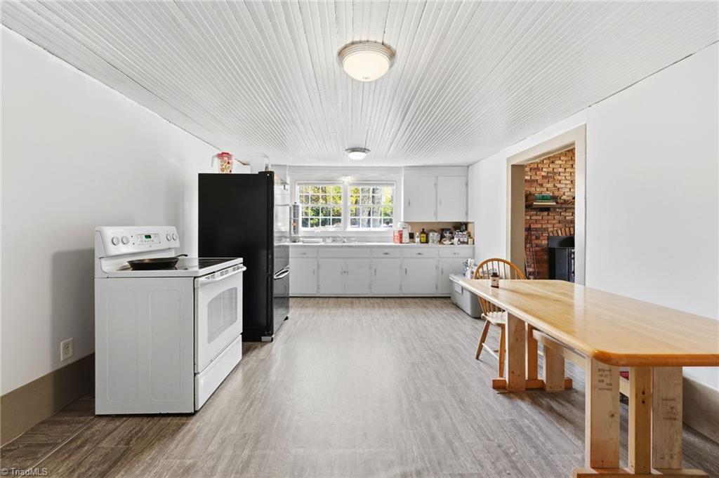 1327 Spainhour Mill Road Pinnacle, NC 27043 - Photo 9 of 26